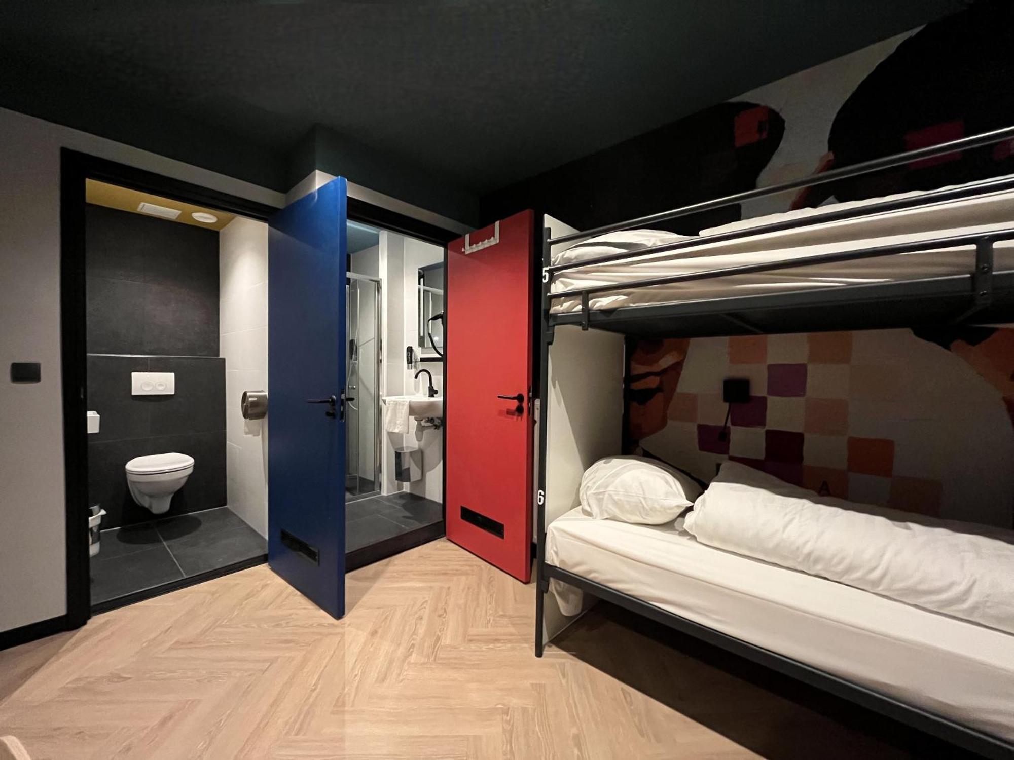 Heart Of Amsterdam Hostel ภายนอก รูปภาพ