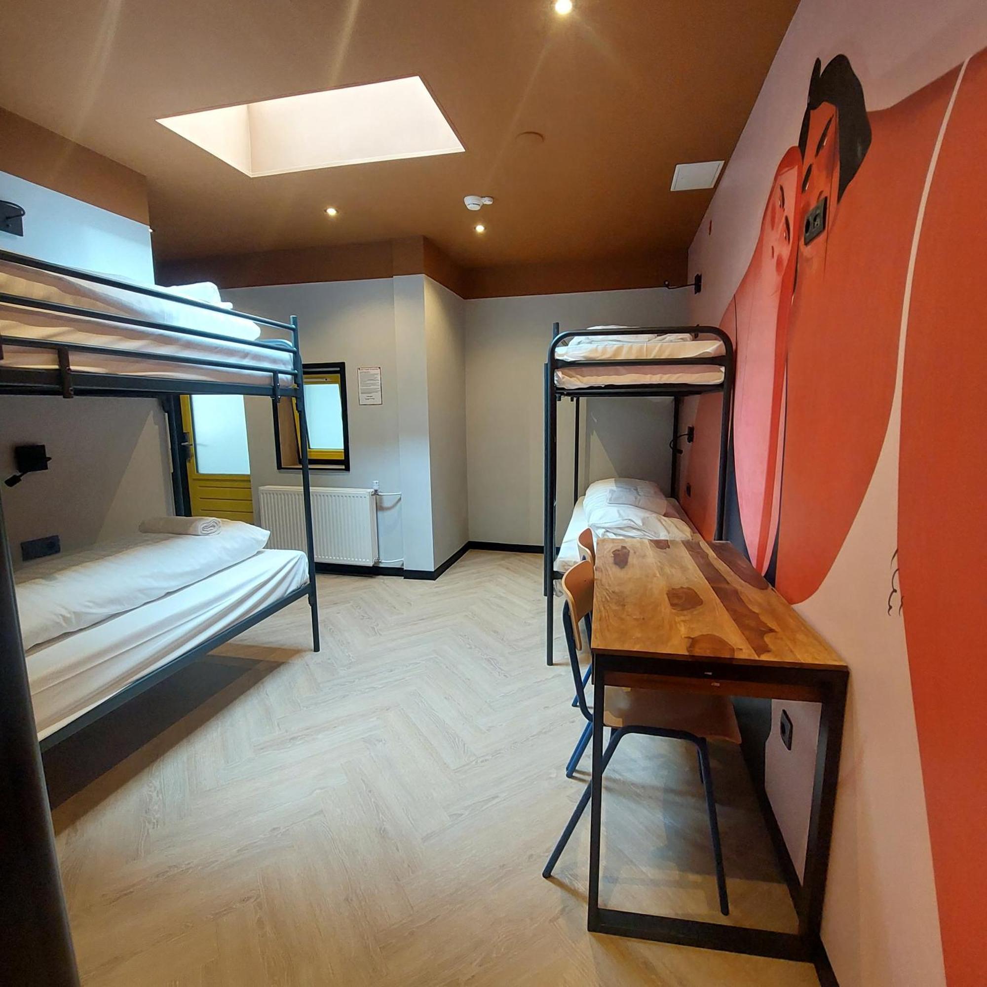 Heart Of Amsterdam Hostel ภายนอก รูปภาพ