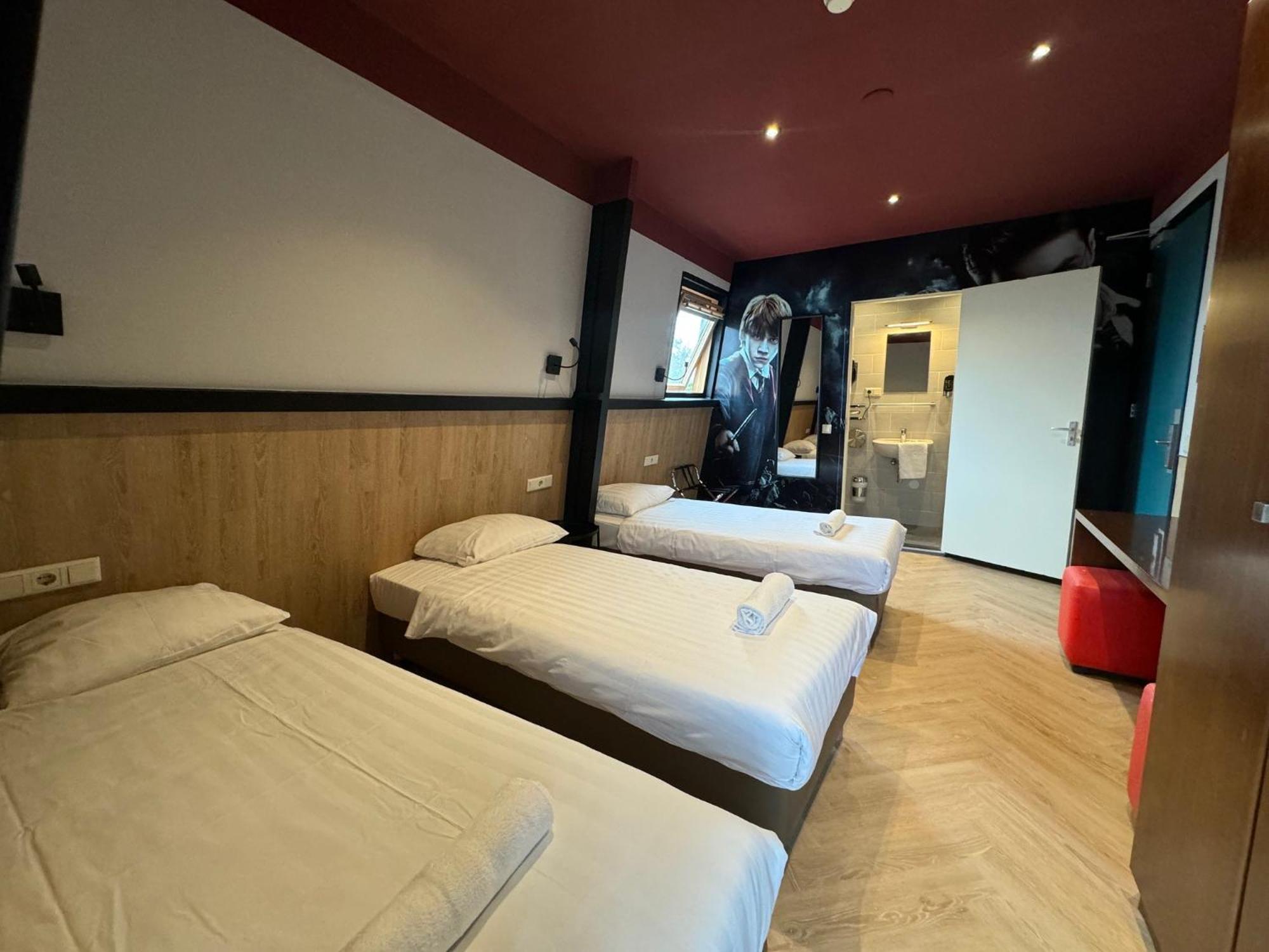 Heart Of Amsterdam Hostel ภายนอก รูปภาพ